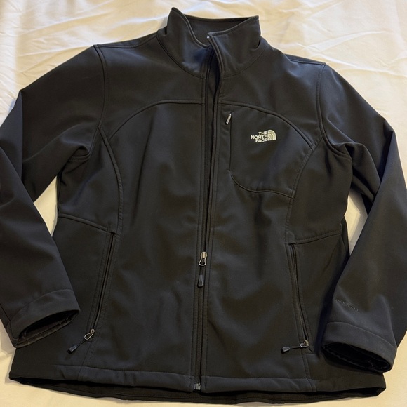The North Face Jackets & Blazers - The North Face Women’s Black WindWall Softshell Jacket with Embroidered Logo